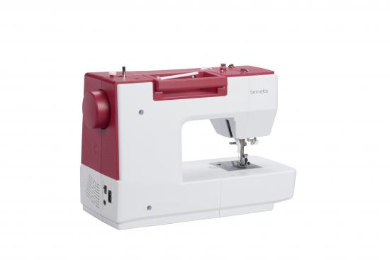 BERNETTE Nähmaschine sew&go 7, computergesteuert