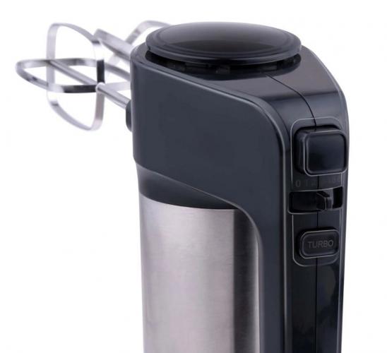 Schwarzer Handmixer mit Turbofunktion und Edelstahlfront