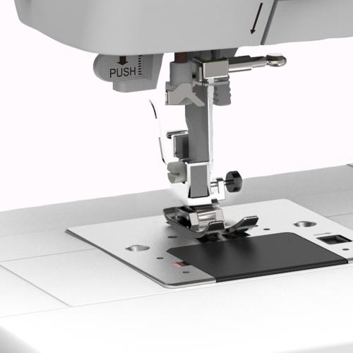 BERNETTE Nähmaschine sew&go 7, computergesteuert