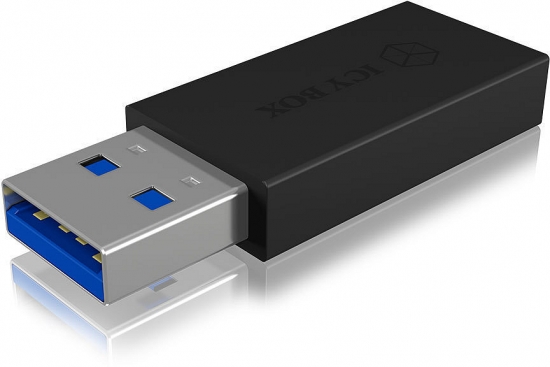 Ein schwarzer USB 3.0 Stick mit blauem Anschluss