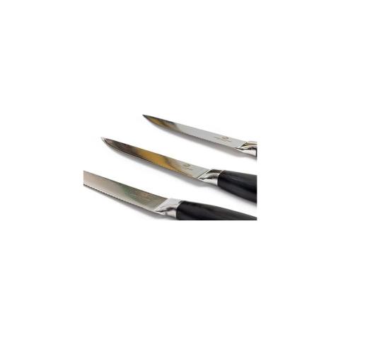 Set aus drei eleganten Küchenmessern mit scharfen Klingen und schwarzen Griffen