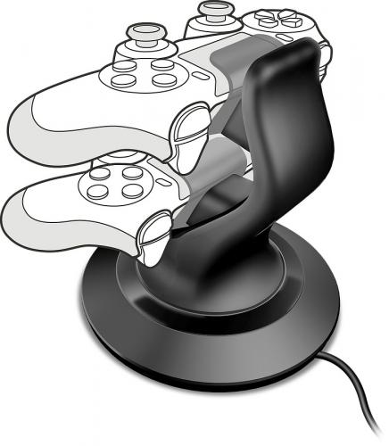 Schwarze Ladestation für zwei Gaming-Controller